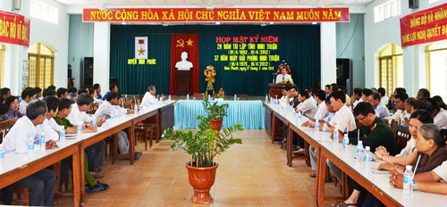 จังหวัด Ninh Thuan รำลึก20ปีวันก่อตั้งและ37ปีวันปลดปล่อยจังหวัด